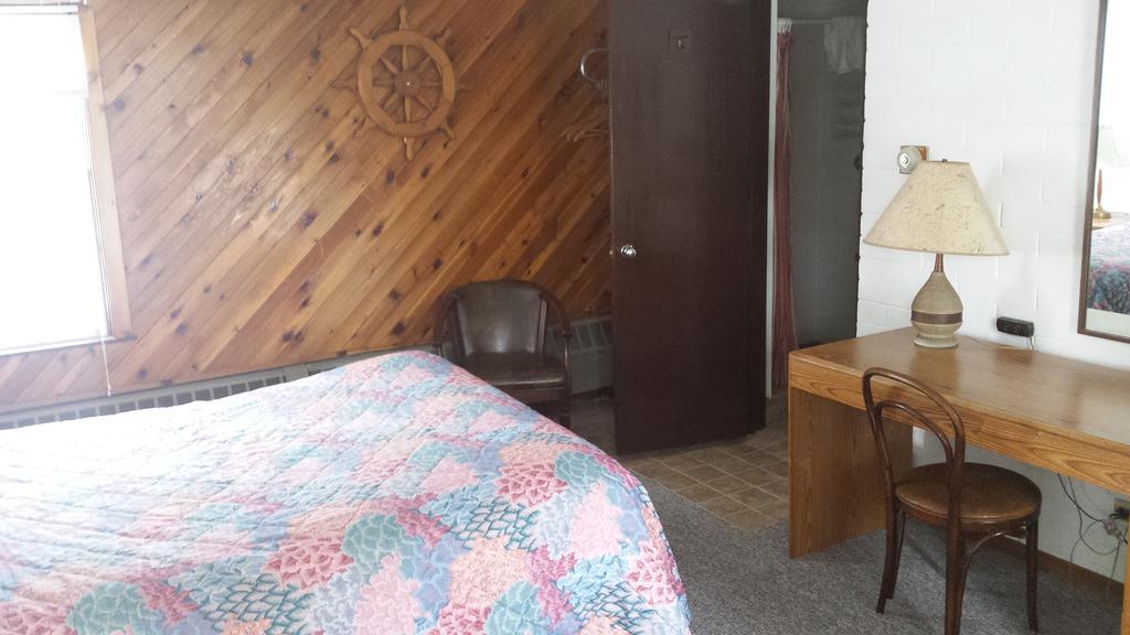 Cool City Motel Two Rivers Bilik gambar